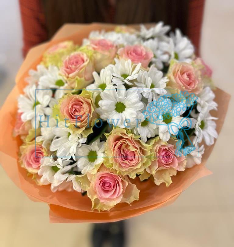 Букет цветов из: Хризантемы и Розы